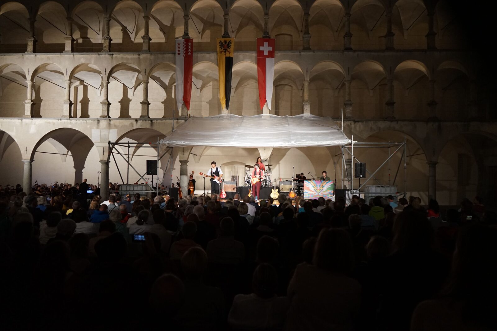 Bühne im Schlosshof — Brig B'rock 2023